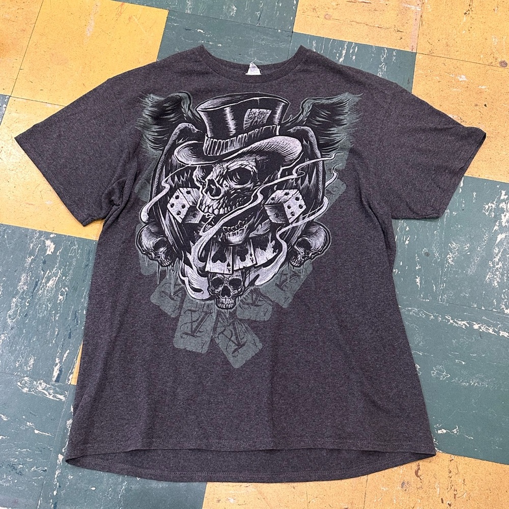 Graphic Skull Design Gray T-Shirt